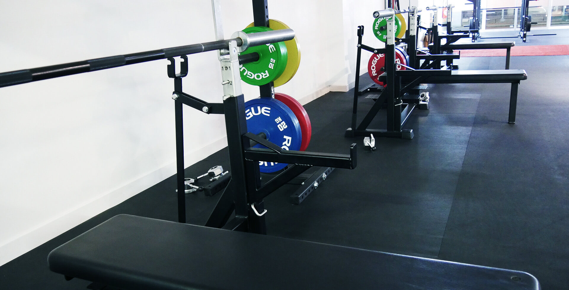 Salle de musculation à Grenoble Bancs de développé couché